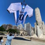 463752_camiseta_gigante_messi_monumento_1024_x_680