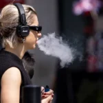 EA2624-BRITAIN-VAPING