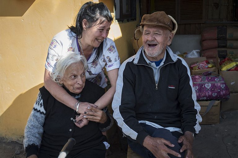 adultos-mayores-argentina-jubilkados-foto-ARIEL-TIMY-TORRES-AFP (1)