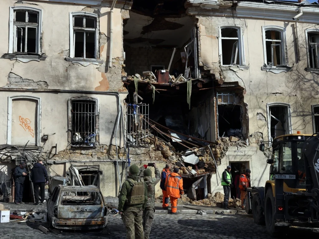 nuevo-ataque-ejercito-ruso-kiev-deja-15-muertos-centenar-heridos_103