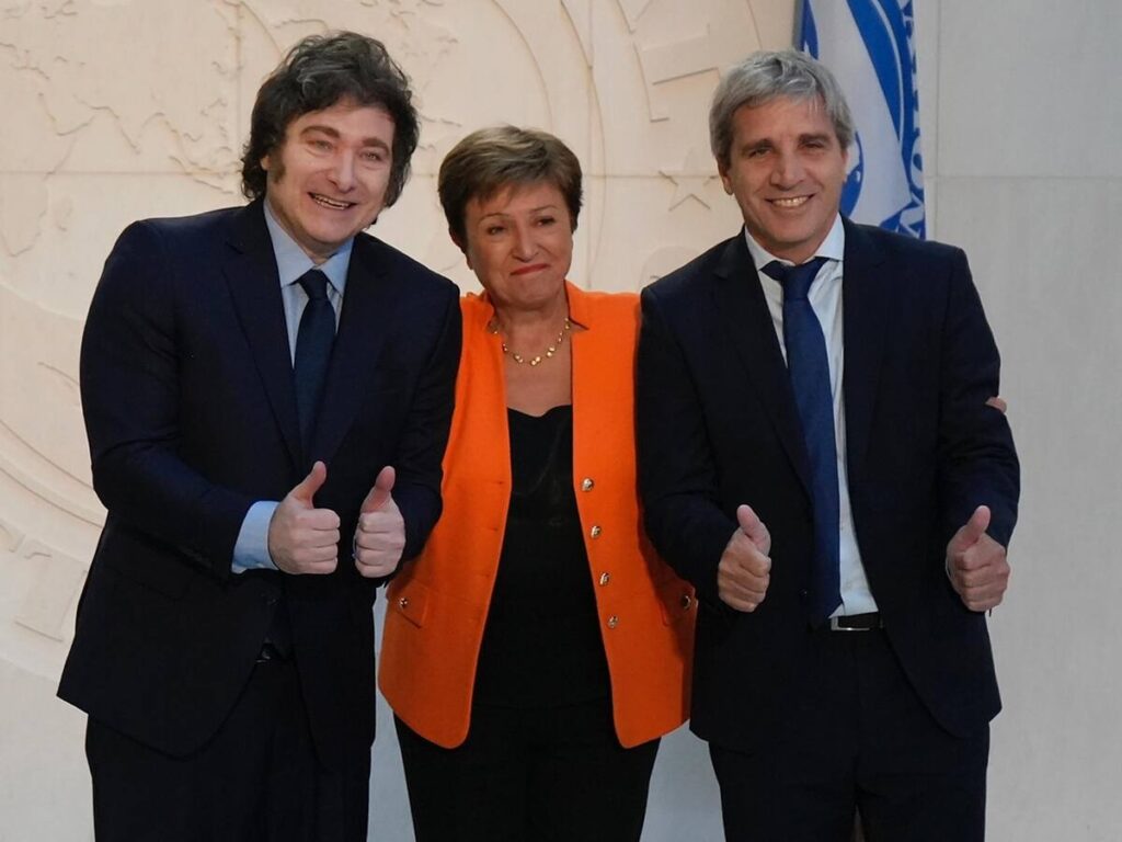 el-presidente-javier-milei-y-el-ministro-de-F3FZYGACJ5AHHMZS2PGTBXE35M